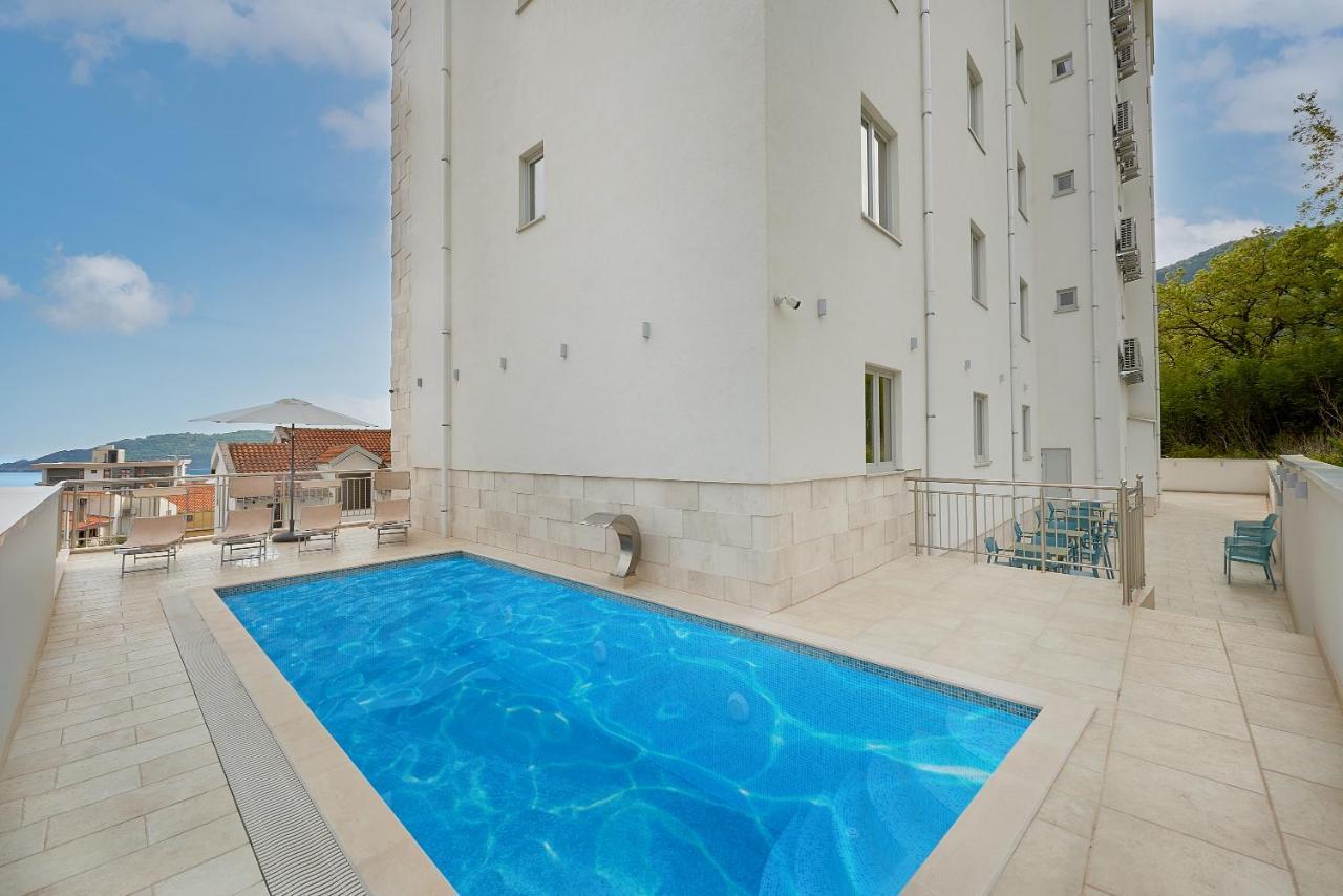 Garni Hotel Larimar Будва Экстерьер фото