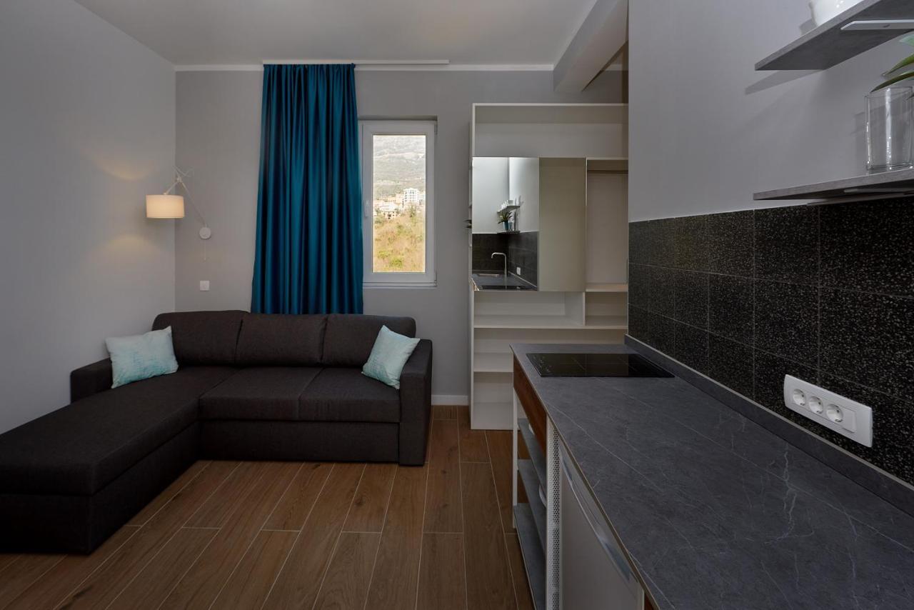 Garni Hotel Larimar Будва Экстерьер фото